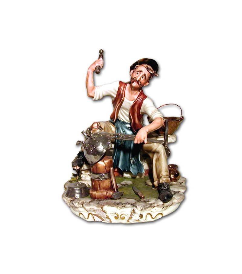 "Il Calderaio" in Porcellana Capodimonte