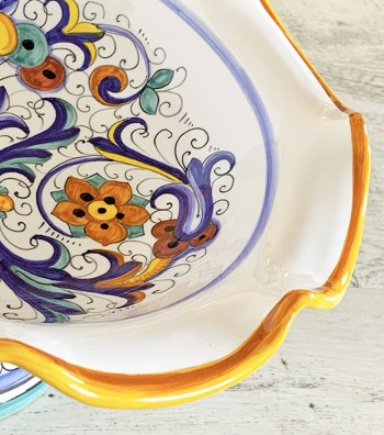 Ceramic fruit bowl